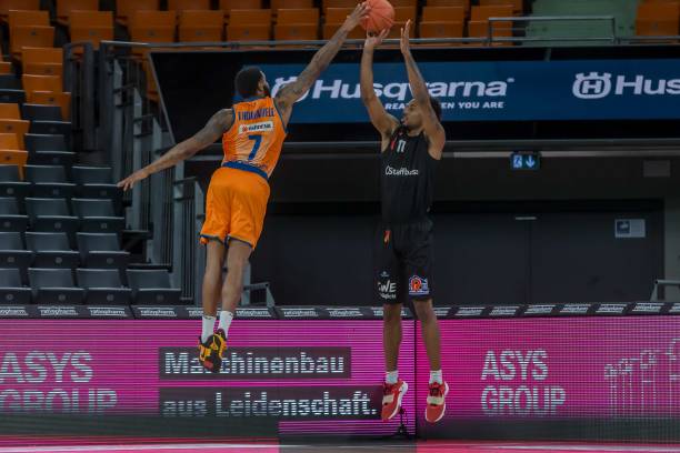 他们可能出 他们可能出