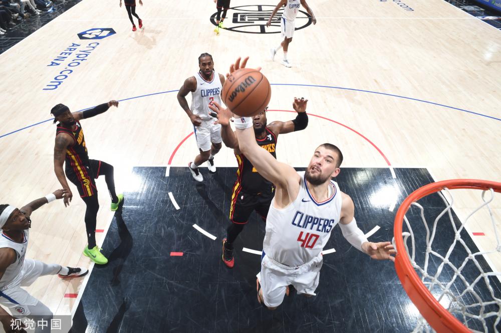 在强手环伺 在强手环伺