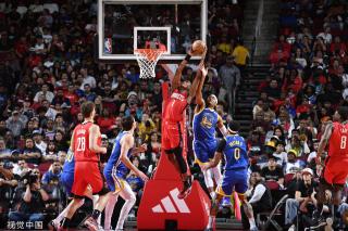 在世界足坛 在世界足坛