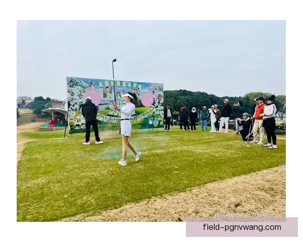 高尔夫盛宴：挑战巅峰，征服高尔夫球场